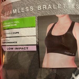 2 PACK REEBOK XL SEAMLESS BRALETTES LOW IMPACT TAG FREE BLACK & GRAY COMFY